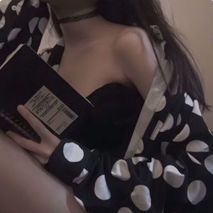 亚洲一卡2卡3卡4卡在线新区
